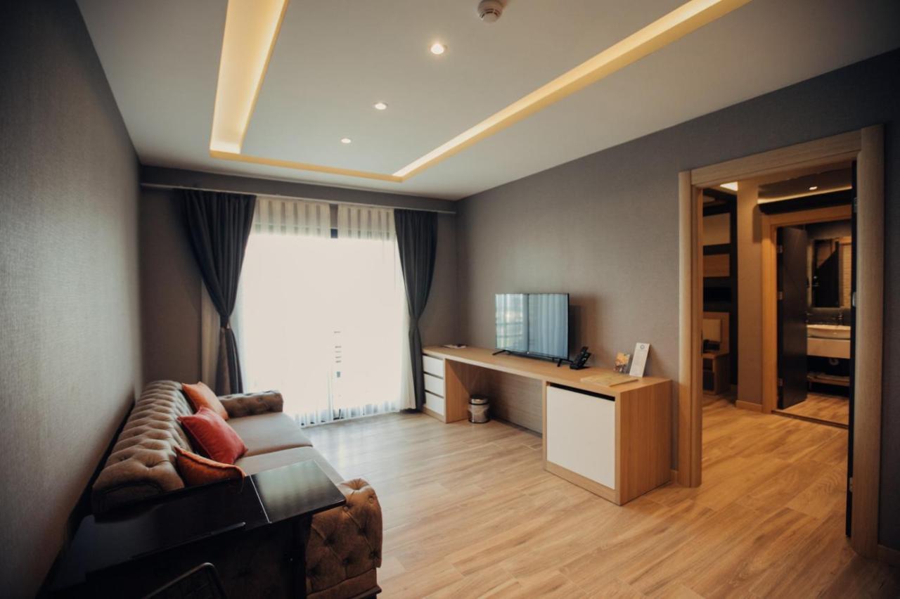 Marina Boutique